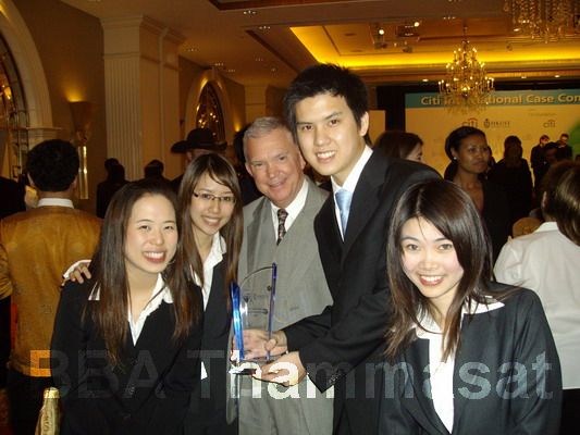 The Winning Team from Citi Int'l Case Competition
